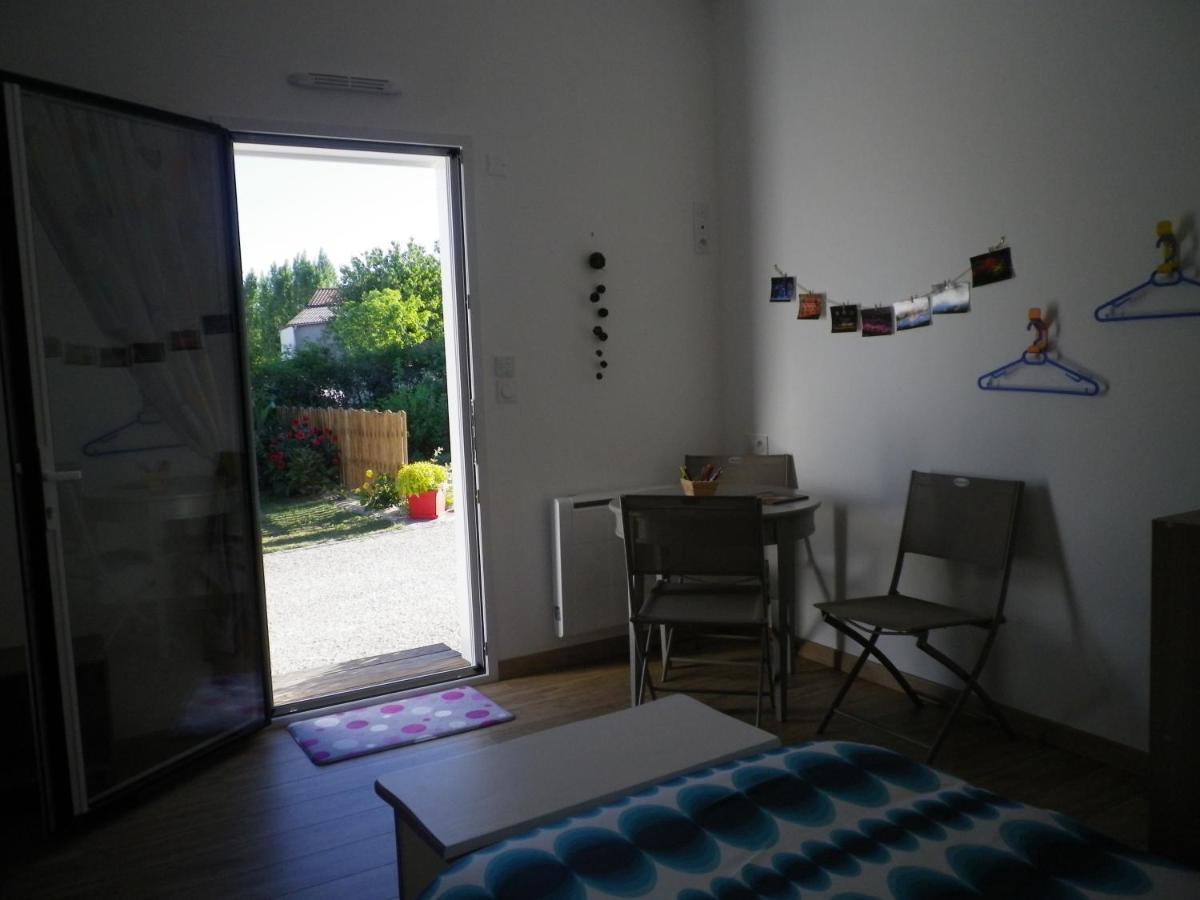 Bed and Breakfast Les Terrasses Saint-Paul-en-Pareds Exterior foto